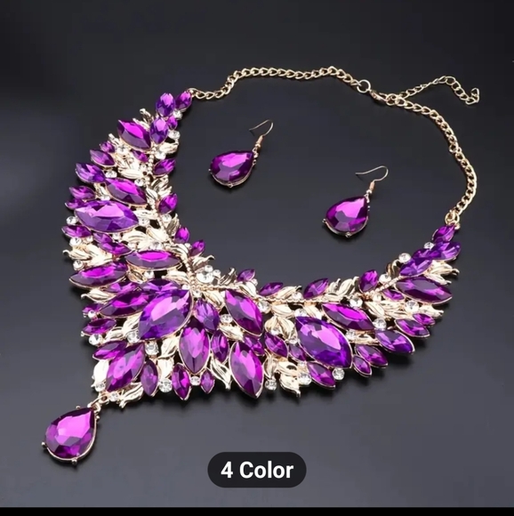 NEW LUXURIOUS BOHO SYNTHETIC GEMSTONES NECKLACE AND EARRINGS SET~ ELEGANT SET - Picture 2 of 6